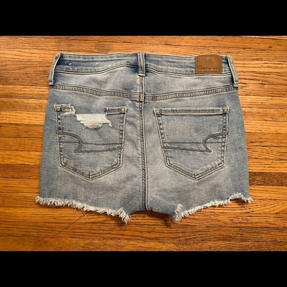 American Eagle lightwash ripped denim shorts - Picture 2 of 2